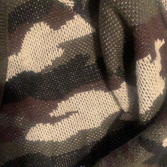 Forever 21 camouflage printed open cardigan size M - Picture 3 of 4